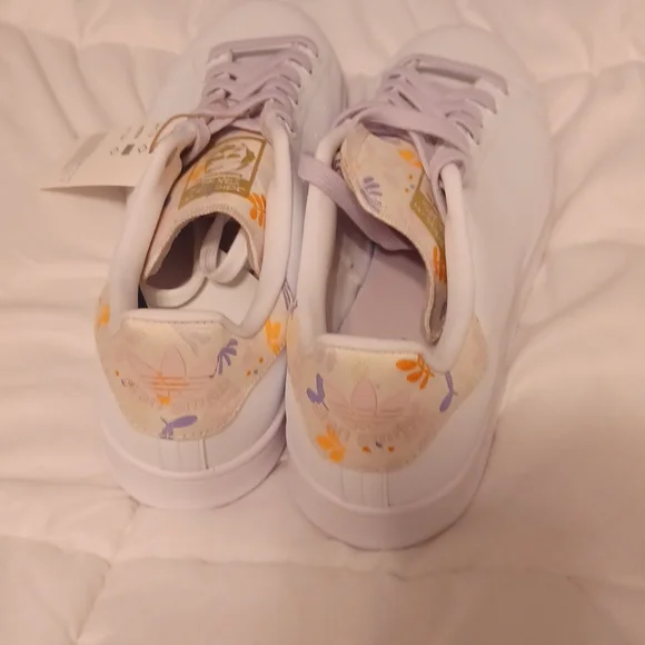 NEW! Women's Stan Smith Adidas sneakers! - Picture 5 of 7